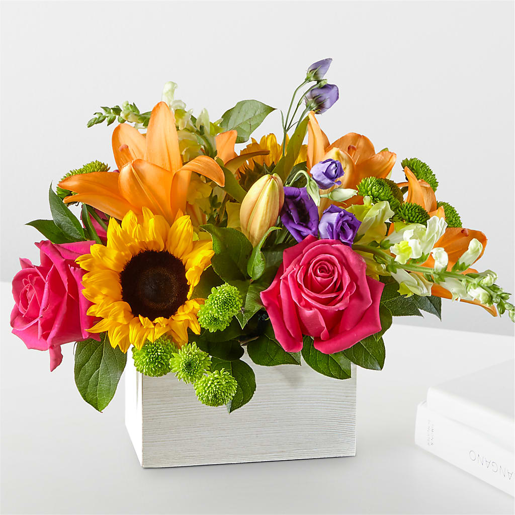 Best Day Box Bouquet – COUNTRY HEARTH FLOWER & GIFT SHOP, East Berlin PA
