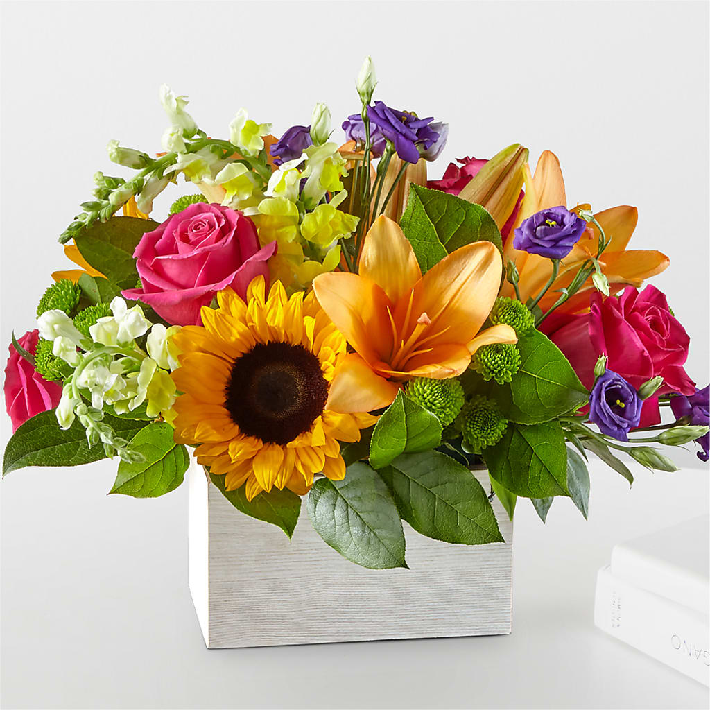 Best Day Box Bouquet – COUNTRY HEARTH FLOWER & GIFT SHOP, East Berlin PA