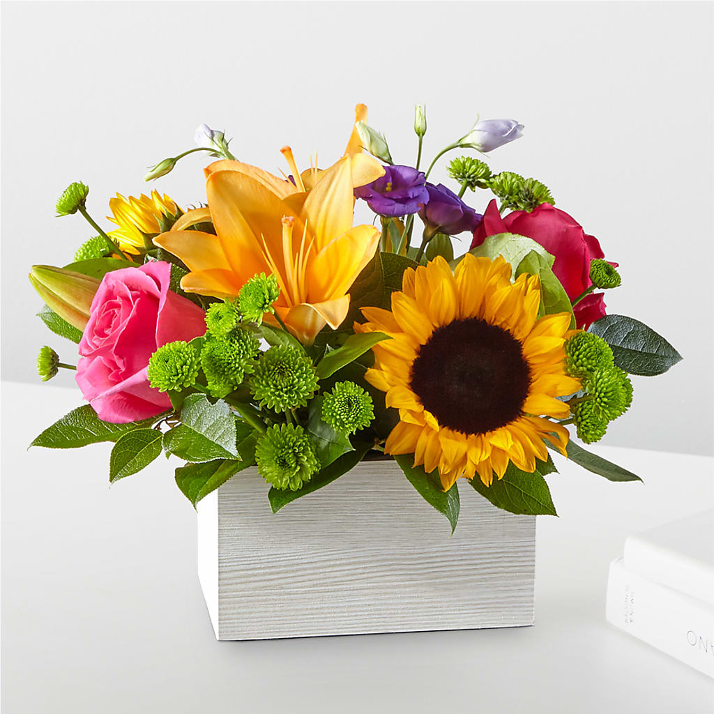 Best Day Box Bouquet – COUNTRY HEARTH FLOWER & GIFT SHOP, East Berlin PA