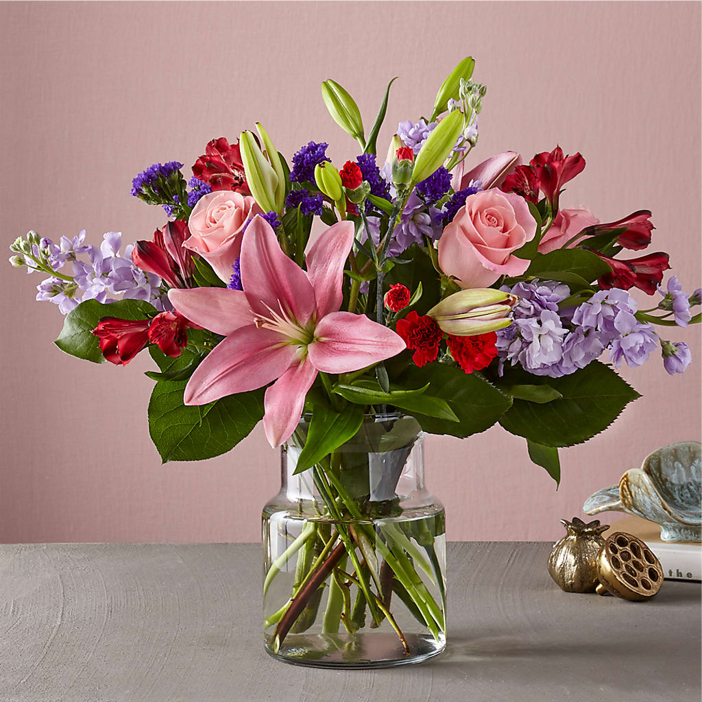 Romantique Bouquet – COUNTRY HEARTH FLOWER & GIFT SHOP, East Berlin PA