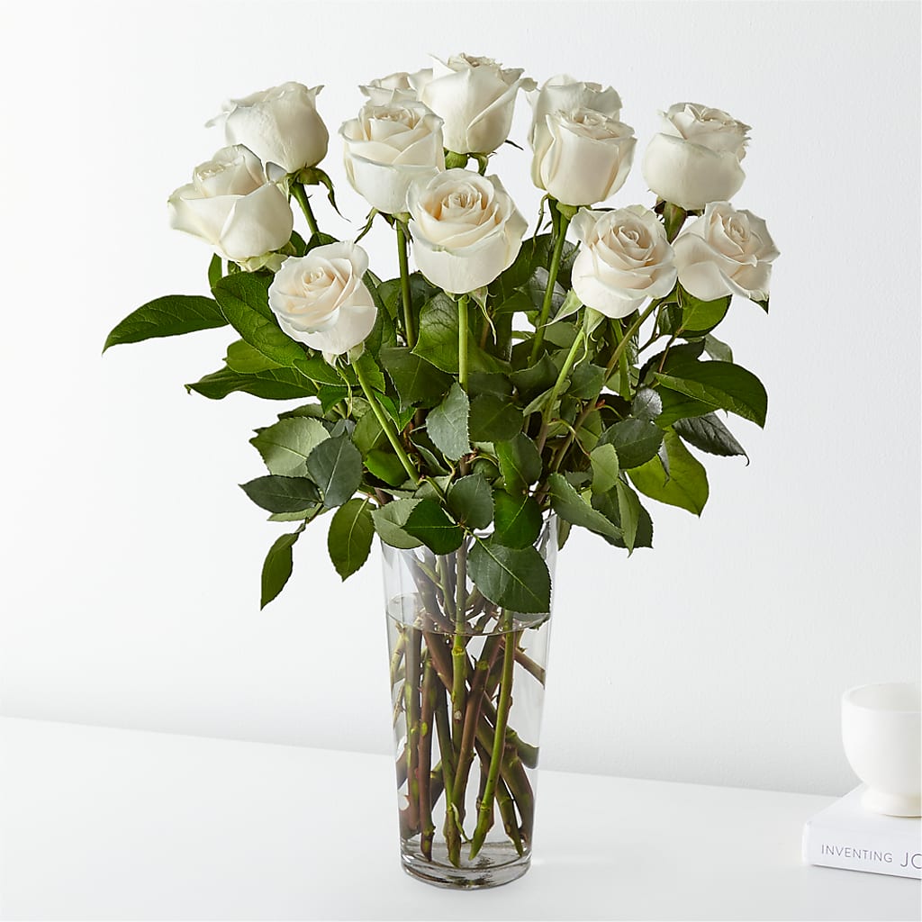 Long Stem White Rose Bouquet – COUNTRY HEARTH FLOWER & GIFT SHOP, East Berlin PA
