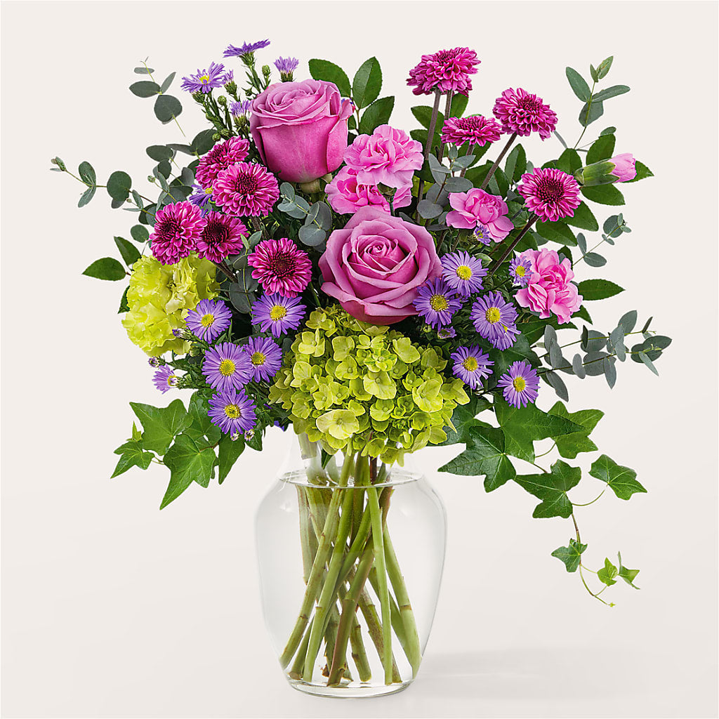 Whispering Garden Bouquet – COUNTRY HEARTH FLOWER & GIFT SHOP, East Berlin PA