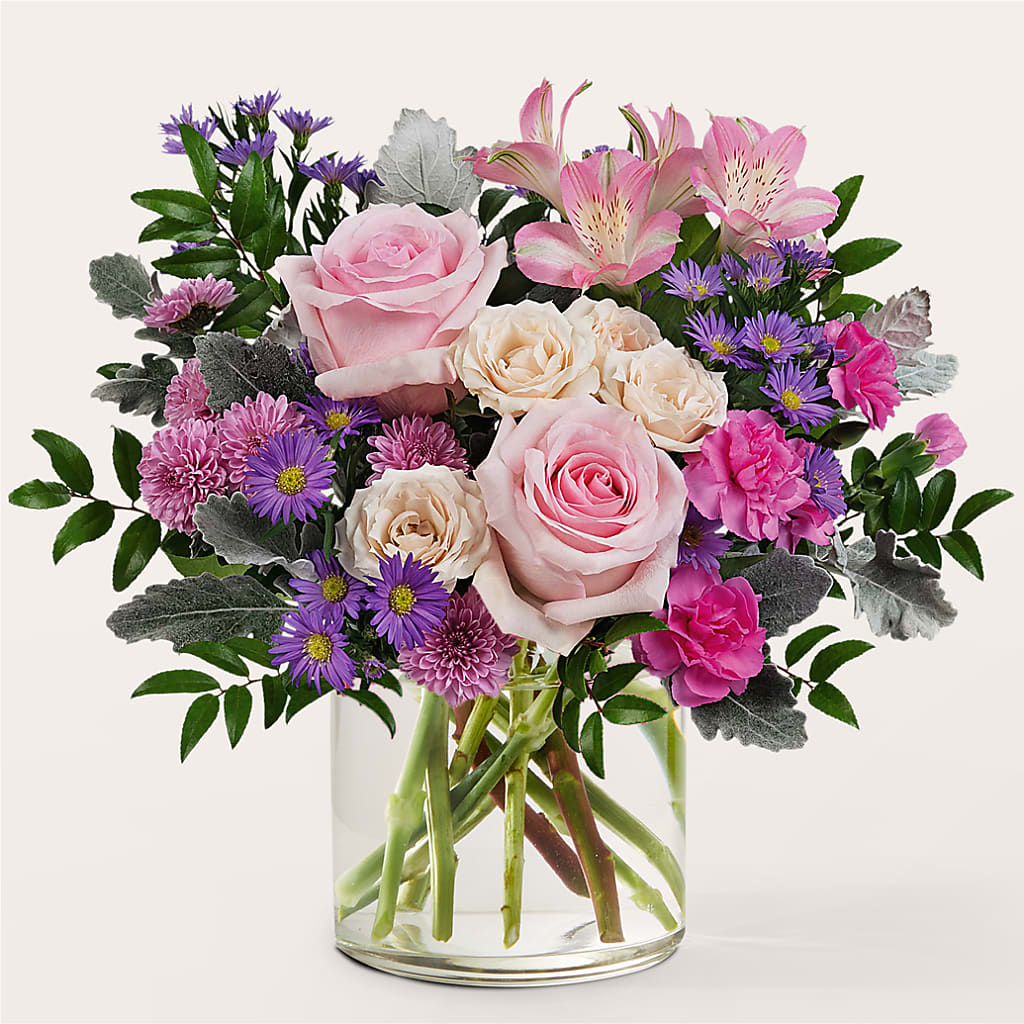 Light as a Feather Bouquet – COUNTRY HEARTH FLOWER & GIFT SHOP, East Berlin PA