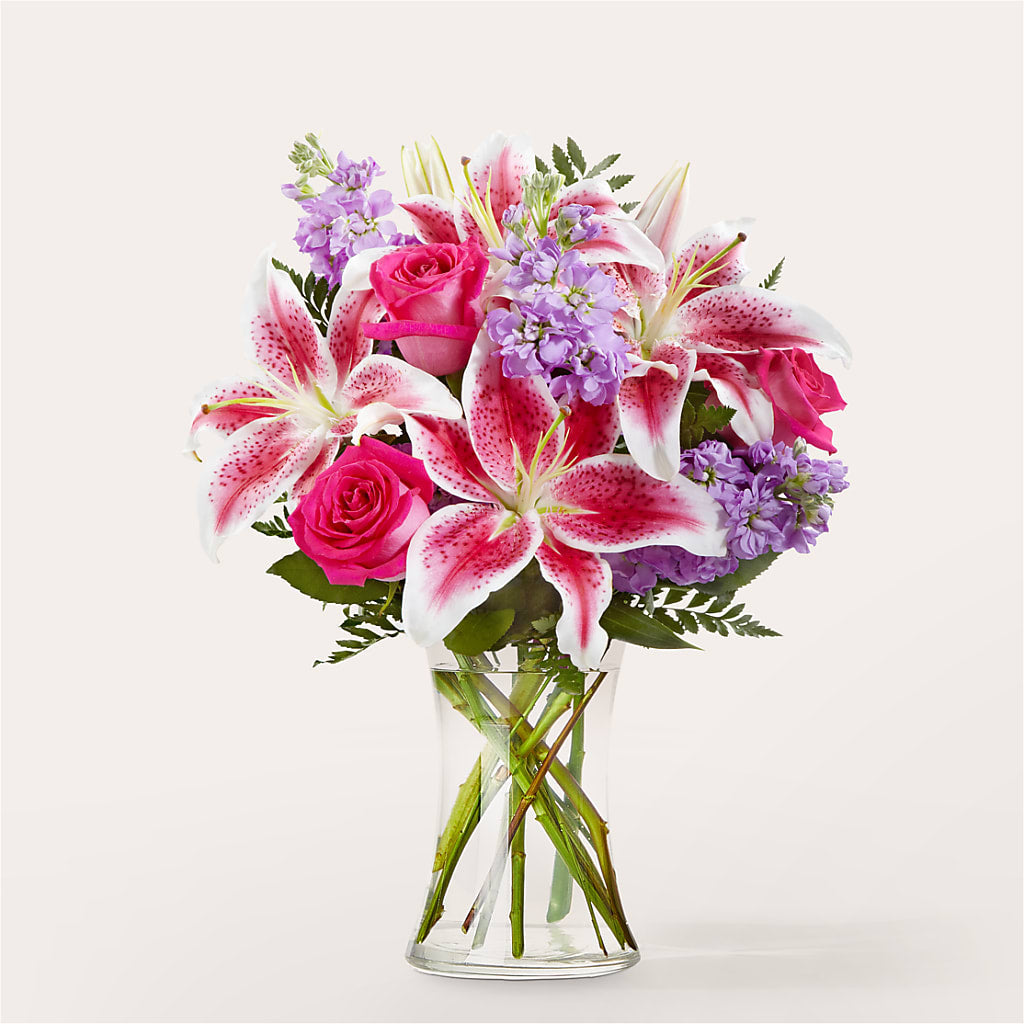Amore Bouquet – COUNTRY HEARTH FLOWER & GIFT SHOP, East Berlin PA