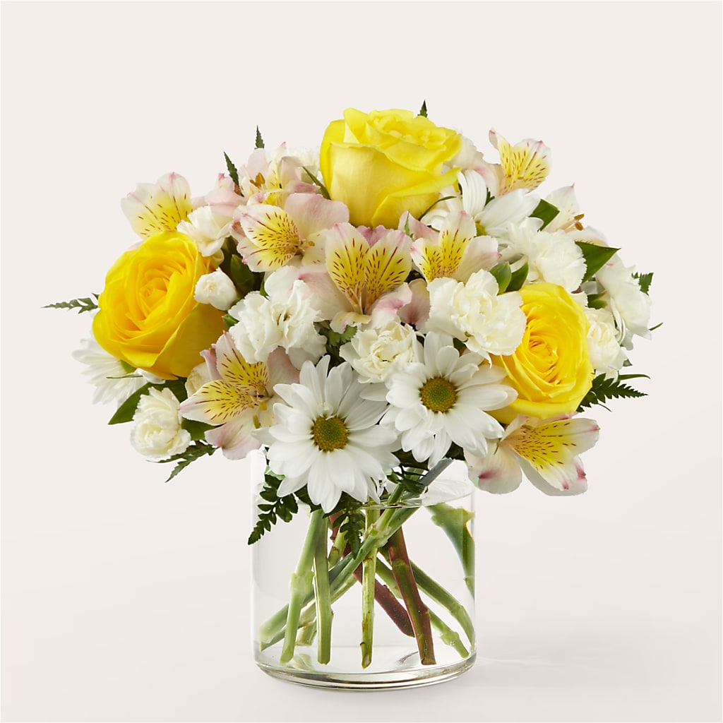 Gleeful Bouquet – COUNTRY HEARTH FLOWER & GIFT SHOP, East Berlin PA
