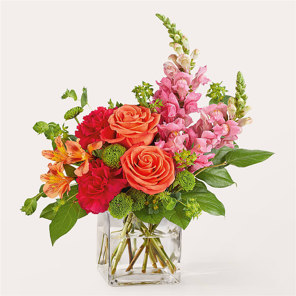 Cosmopolitan Bouquet – COUNTRY HEARTH FLOWER & GIFT SHOP, East Berlin PA