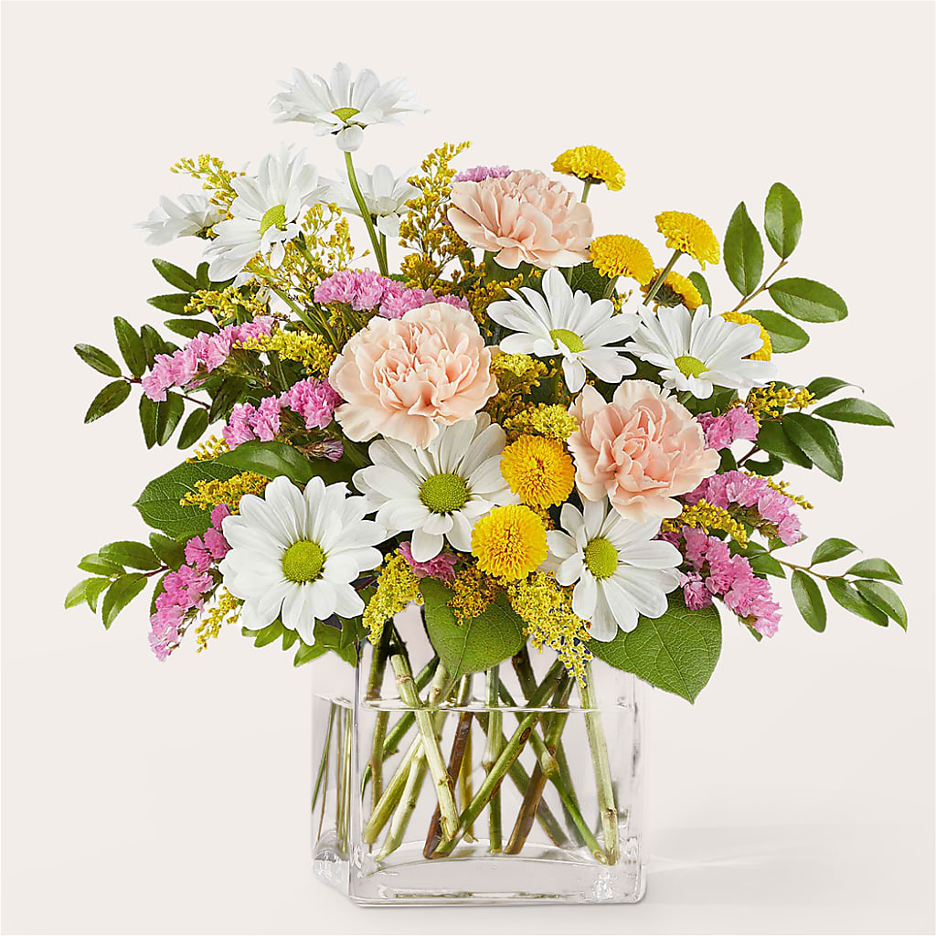 Country Cottage Bouquet – COUNTRY HEARTH FLOWER & GIFT SHOP, East Berlin PA