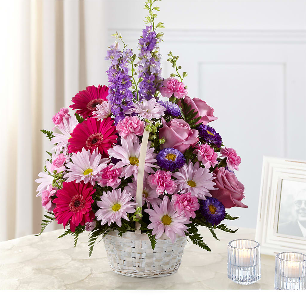 Pastel Peace Basket – COUNTRY HEARTH FLOWER & GIFT SHOP, East Berlin PA