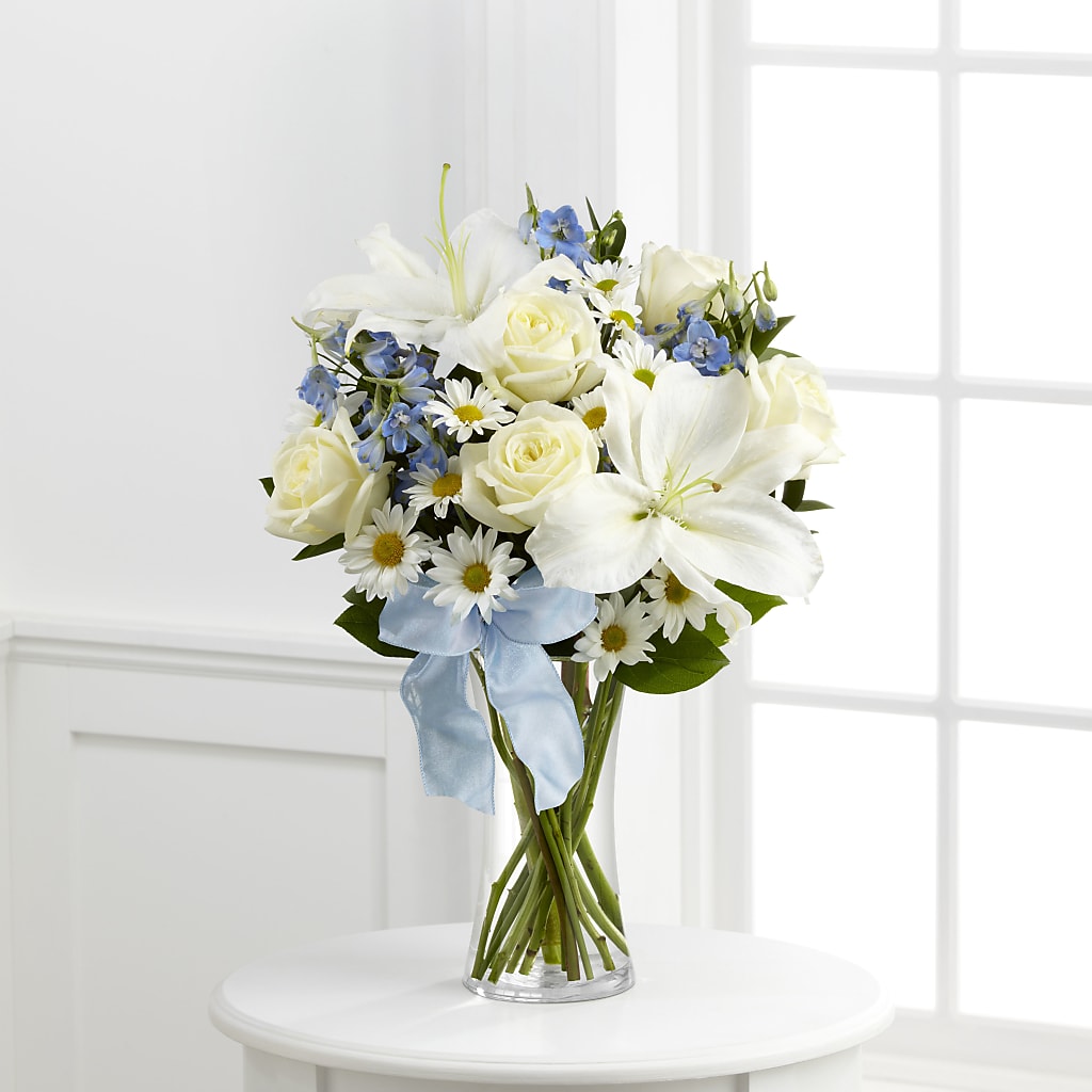 Sweet Peace Bouquet – COUNTRY HEARTH FLOWER & GIFT SHOP, East Berlin PA
