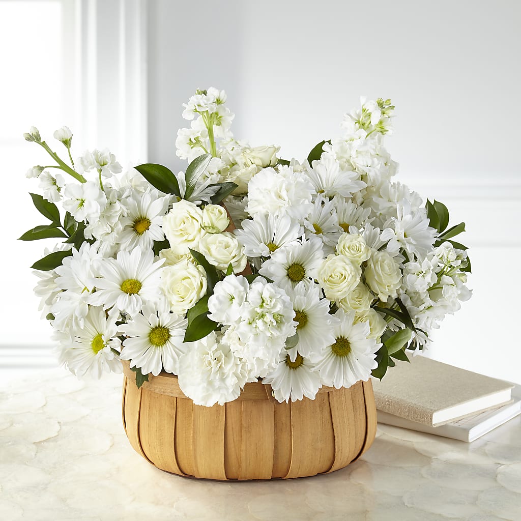 Graceful Garden Basket – COUNTRY HEARTH FLOWER & GIFT SHOP, East Berlin PA