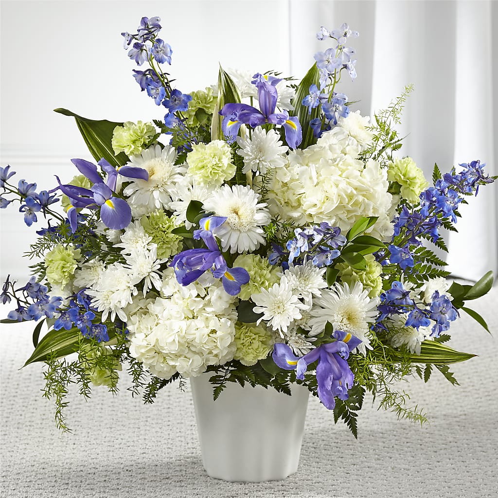 Soft Serenity Floor Basket – COUNTRY HEARTH FLOWER & GIFT SHOP, East Berlin PA