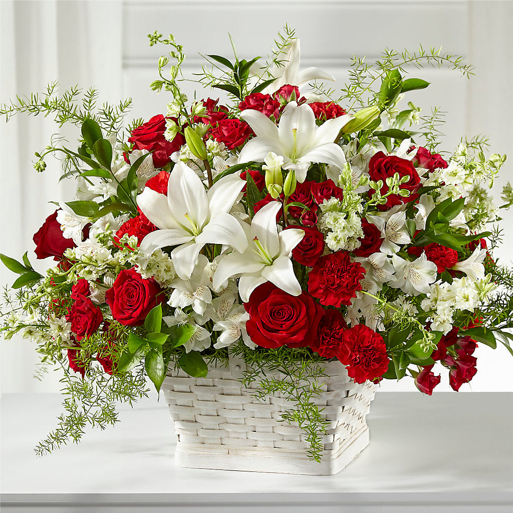 Sentiments of Love Arrangement – COUNTRY HEARTH FLOWER & GIFT SHOP, East Berlin PA