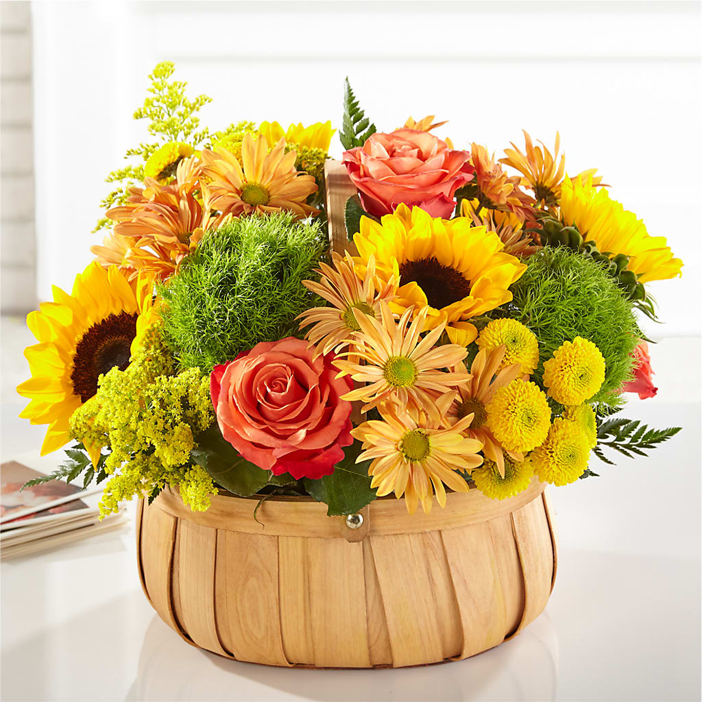 Harvest Sunflower Basket – COUNTRY HEARTH FLOWER & GIFT SHOP, East Berlin PA