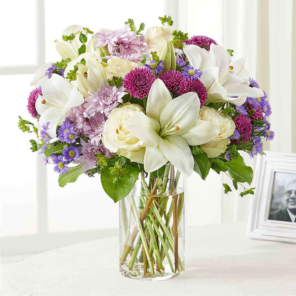 Wishing Peace Bouquet – COUNTRY HEARTH FLOWER & GIFT SHOP, East Berlin PA