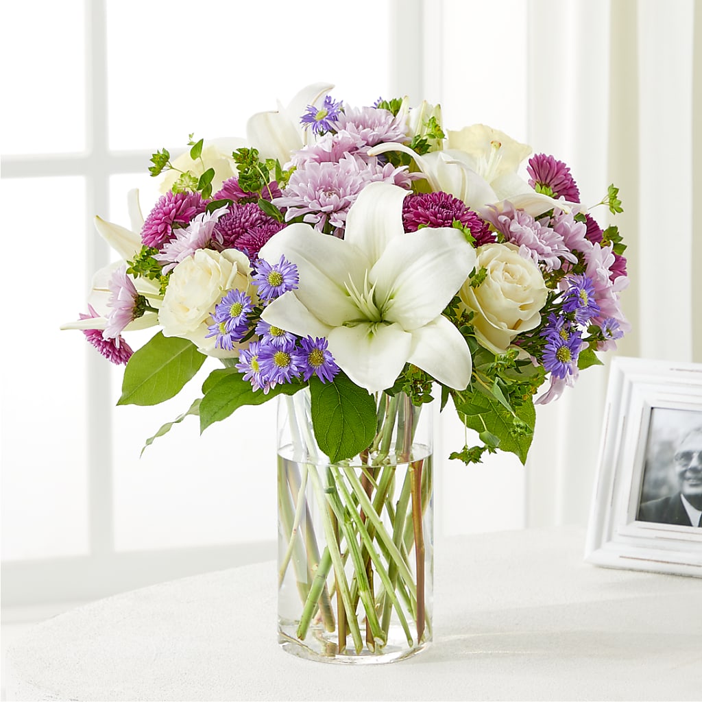 Wishing Peace Bouquet – COUNTRY HEARTH FLOWER & GIFT SHOP, East Berlin PA