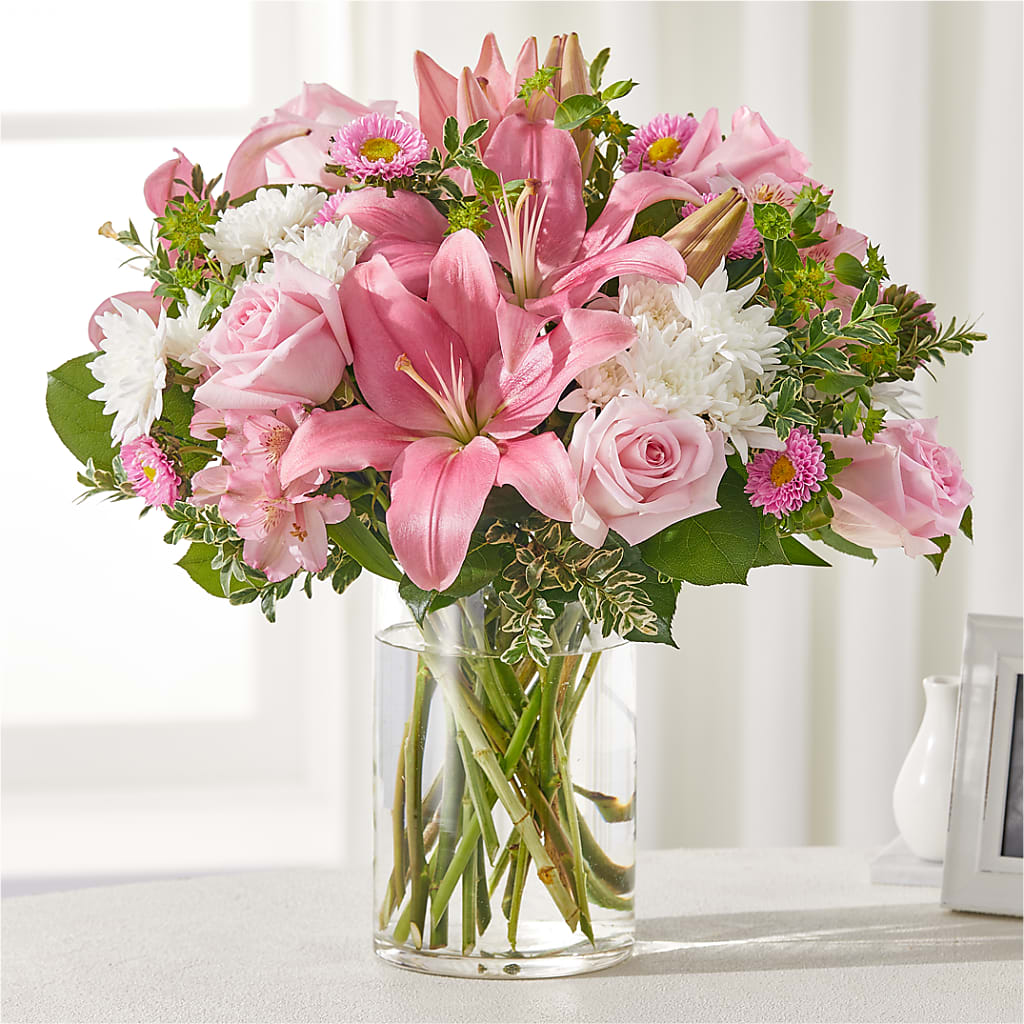 Healing Hug Bouquet – COUNTRY HEARTH FLOWER & GIFT SHOP, East Berlin PA