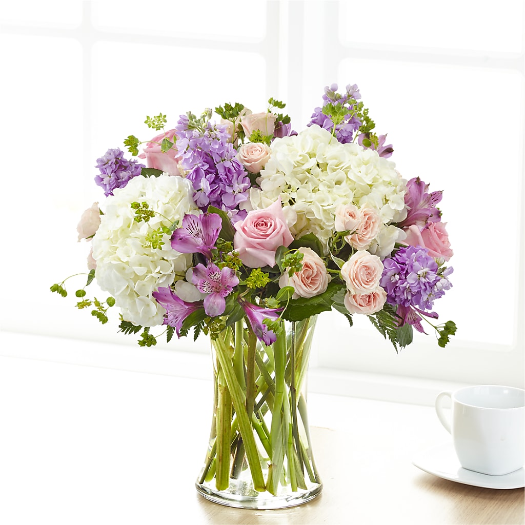 Shared Sentiment Bouquet – COUNTRY HEARTH FLOWER & GIFT SHOP, East Berlin PA