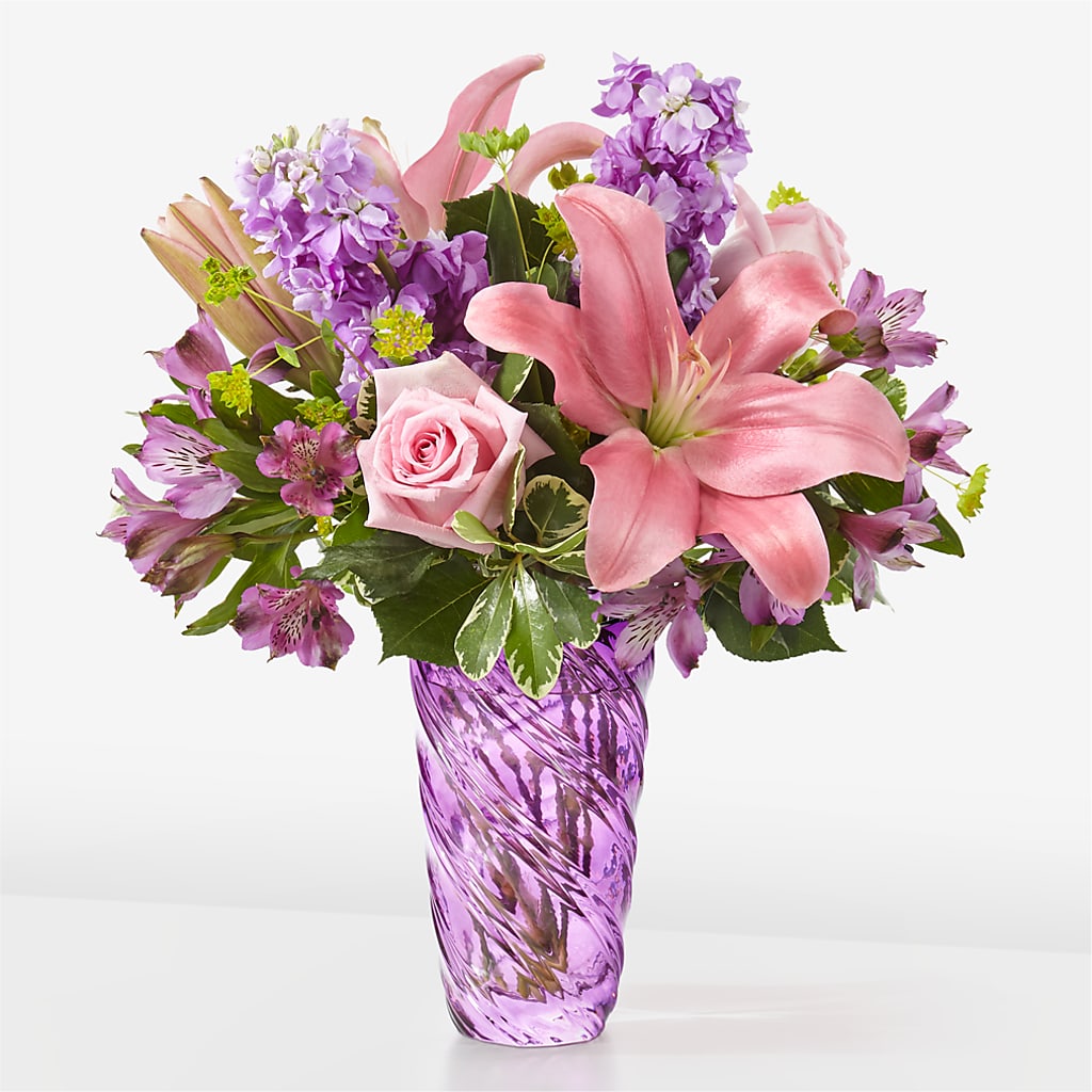 Precious Petals Bouquet with Luxe Swirl Vase – COUNTRY HEARTH FLOWER & GIFT SHOP, East Berlin PA