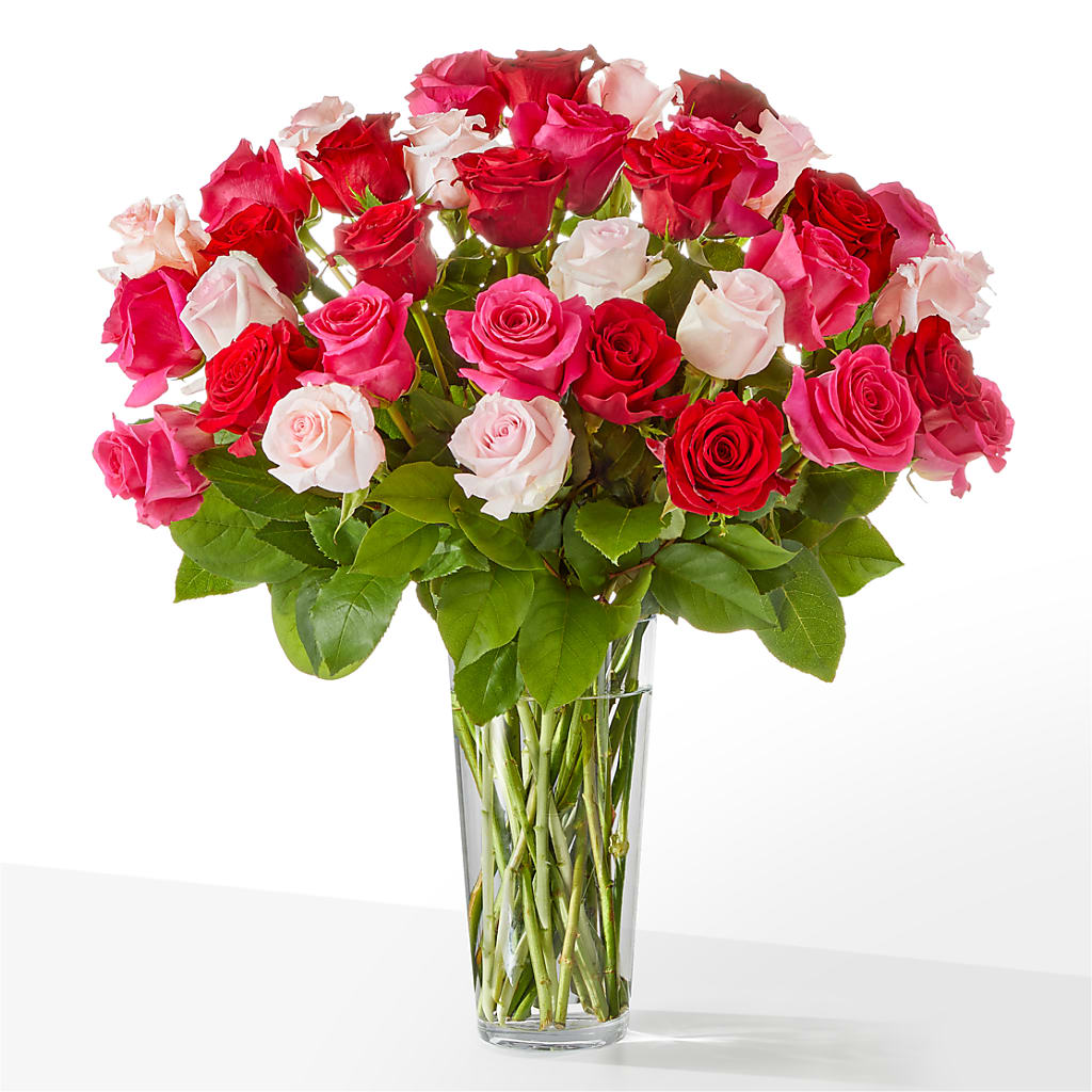 Charming Rose Bouquet – COUNTRY HEARTH FLOWER & GIFT SHOP, East Berlin PA