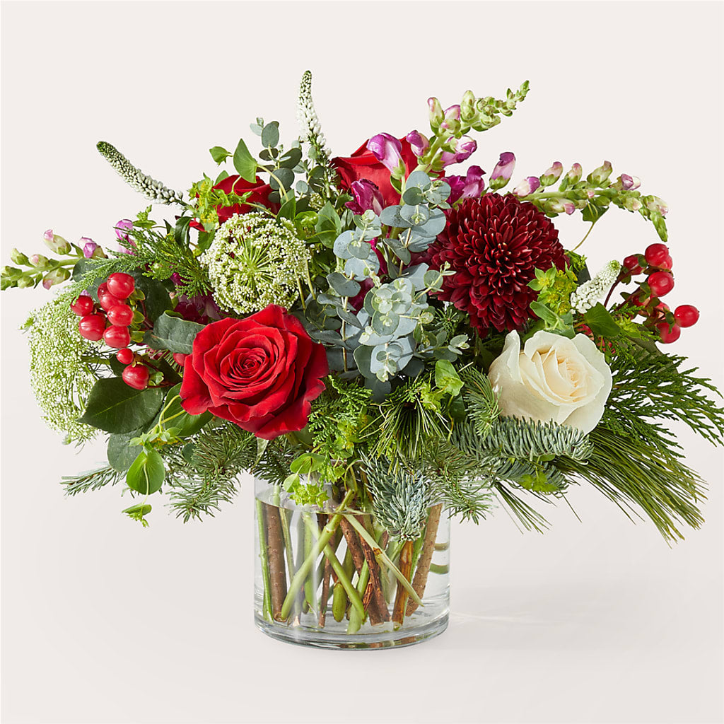 Cranberry Fizz Bouquet – COUNTRY HEARTH FLOWER & GIFT SHOP, East Berlin PA