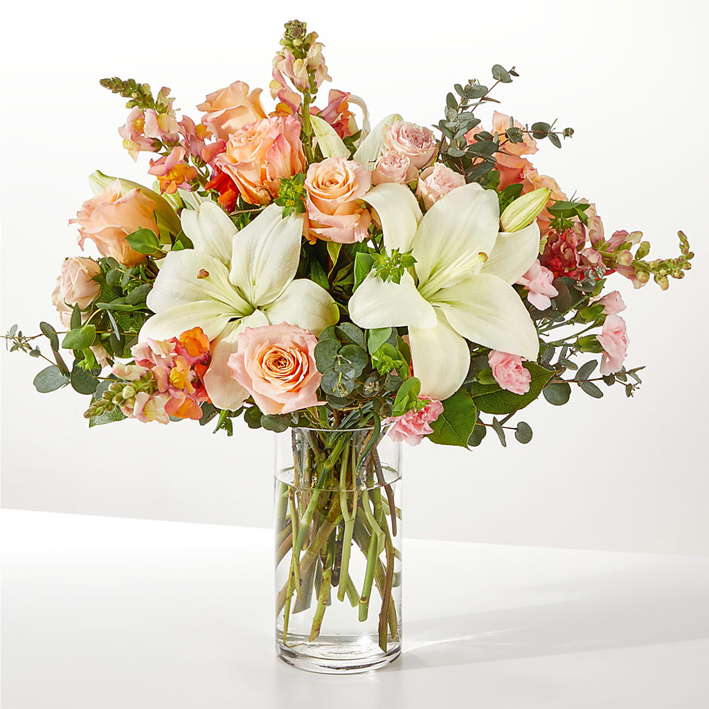 Grapefruit Splash Bouquet – COUNTRY HEARTH FLOWER & GIFT SHOP, East Berlin PA