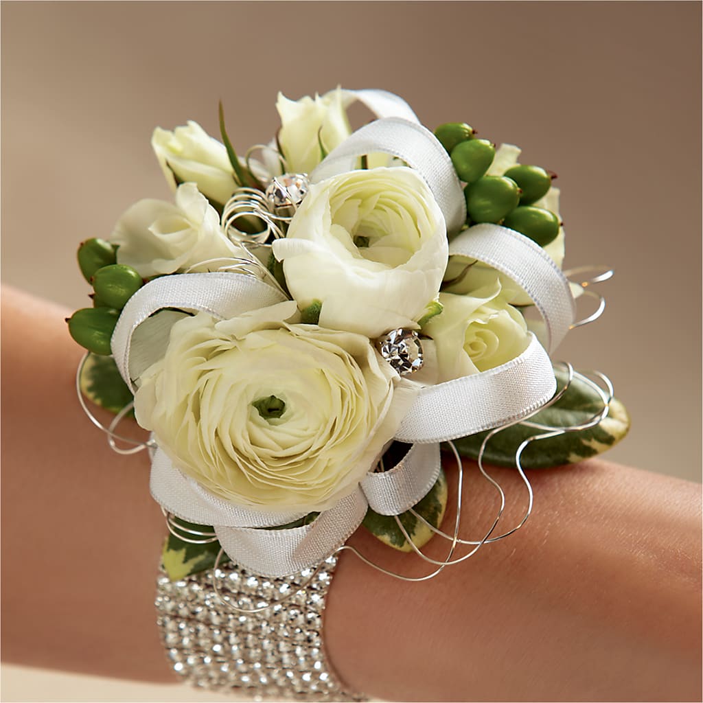 White Wedding Corsage – COUNTRY HEARTH FLOWER & GIFT SHOP, East Berlin PA