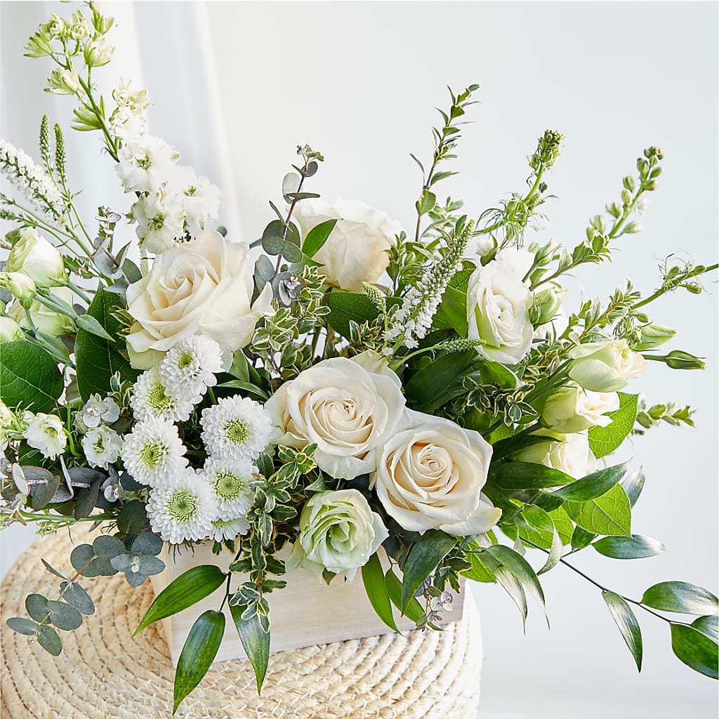 Cashmere Bouquet – COUNTRY HEARTH FLOWER & GIFT SHOP, East Berlin PA
