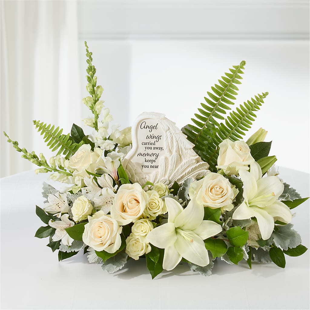 Holding You Close Arrangement – COUNTRY HEARTH FLOWER & GIFT SHOP, East Berlin PA
