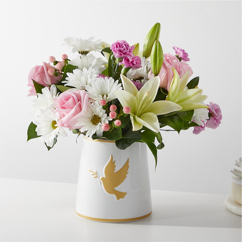 Meaningful Memories Bouquet – COUNTRY HEARTH FLOWER & GIFT SHOP, East Berlin PA