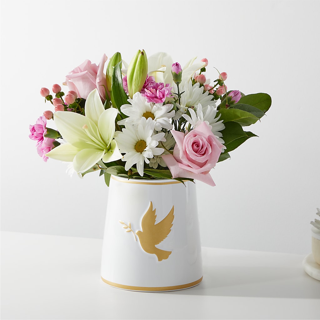 Meaningful Memories Bouquet – COUNTRY HEARTH FLOWER & GIFT SHOP, East Berlin PA