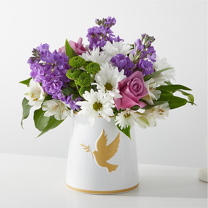 Garden of Peace Bouquet – COUNTRY HEARTH FLOWER & GIFT SHOP, East Berlin PA
