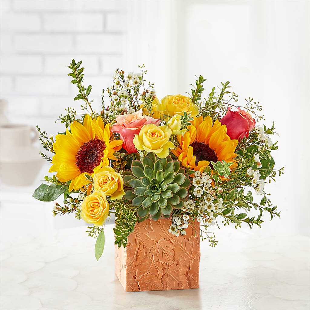 Sunflower Season Bouquet – COUNTRY HEARTH FLOWER & GIFT SHOP, East Berlin PA