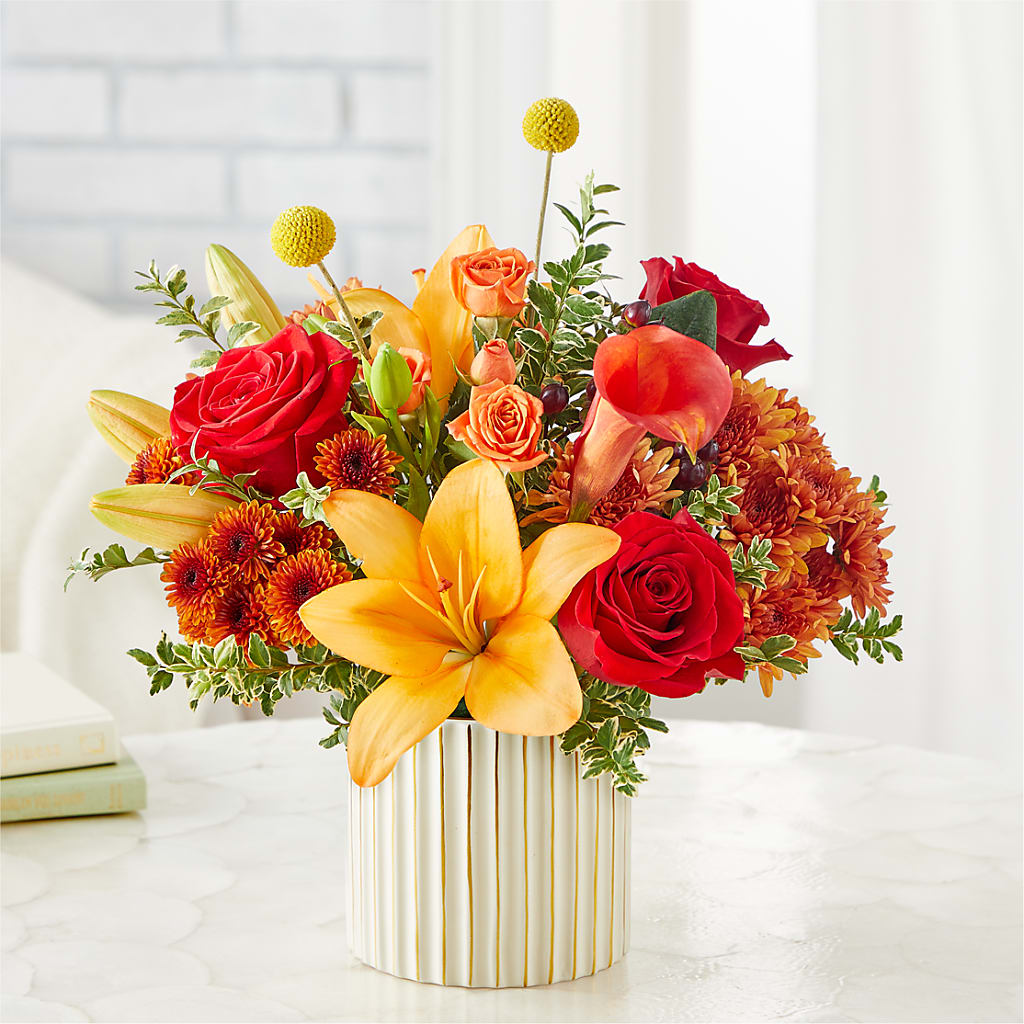 Scarlet Skies Bouquet – COUNTRY HEARTH FLOWER & GIFT SHOP, East Berlin PA