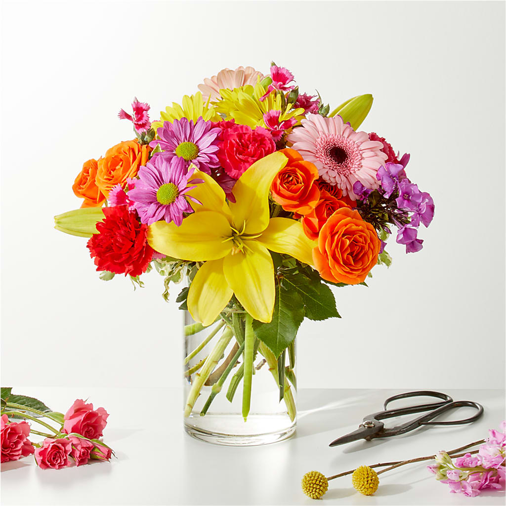 Cue the Confetti - A Florist Original – COUNTRY HEARTH FLOWER & GIFT SHOP, East Berlin PA