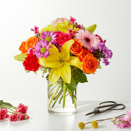 Cue the Confetti - A Florist Original – COUNTRY HEARTH FLOWER & GIFT SHOP, East Berlin PA