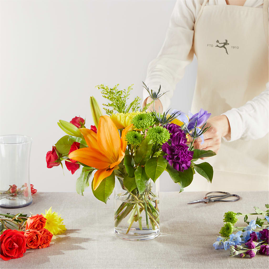 Summer Spectra - A Florist Original – COUNTRY HEARTH FLOWER & GIFT SHOP, East Berlin PA