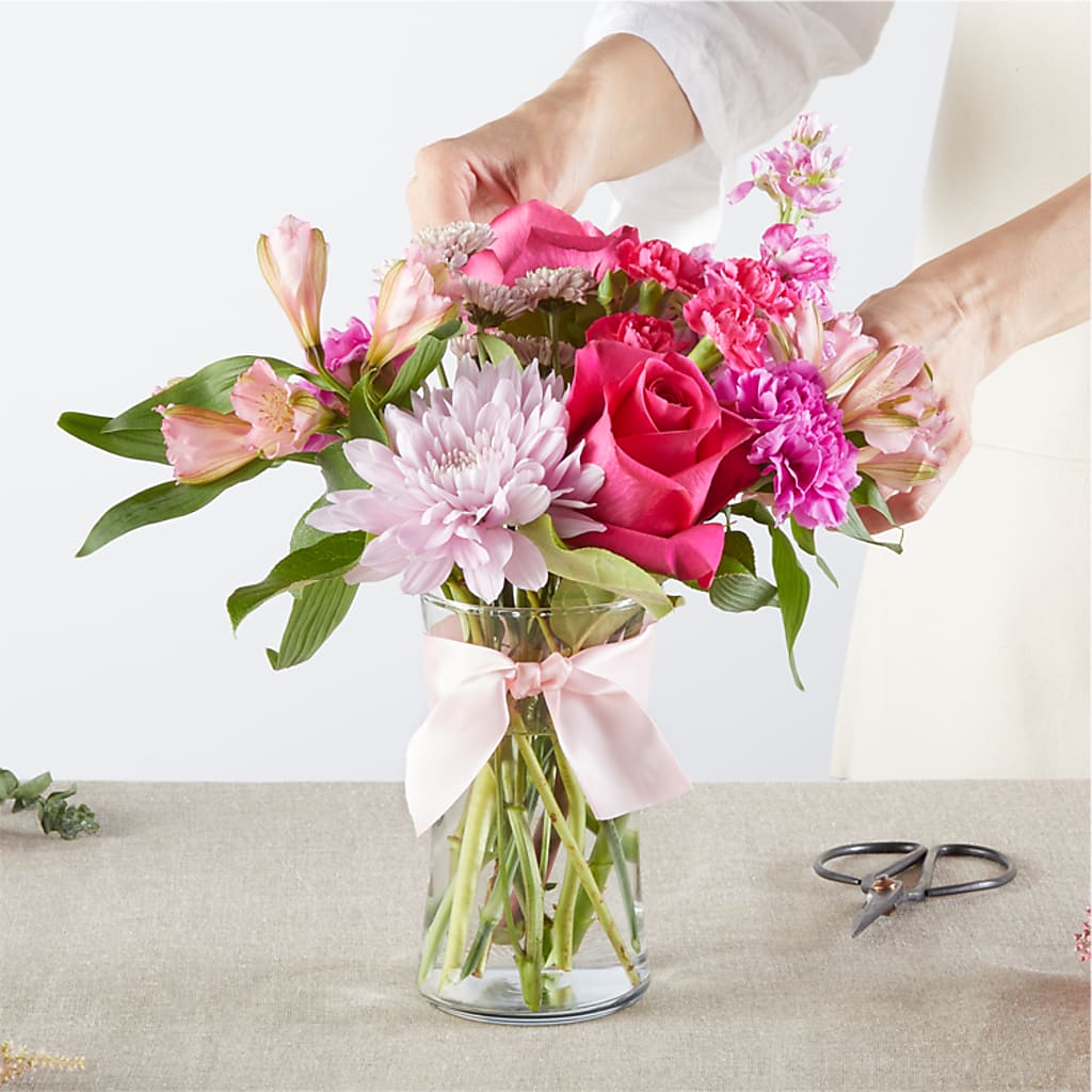 Pink Ribbon - A Florist Original – COUNTRY HEARTH FLOWER & GIFT SHOP, East Berlin PA