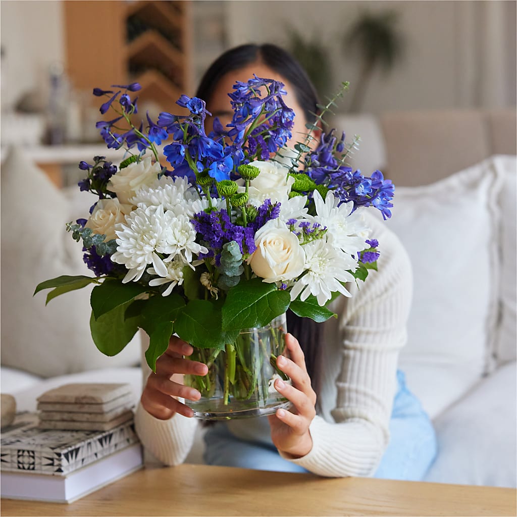 Cerulean Waves Bouquet – COUNTRY HEARTH FLOWER & GIFT SHOP, East Berlin PA