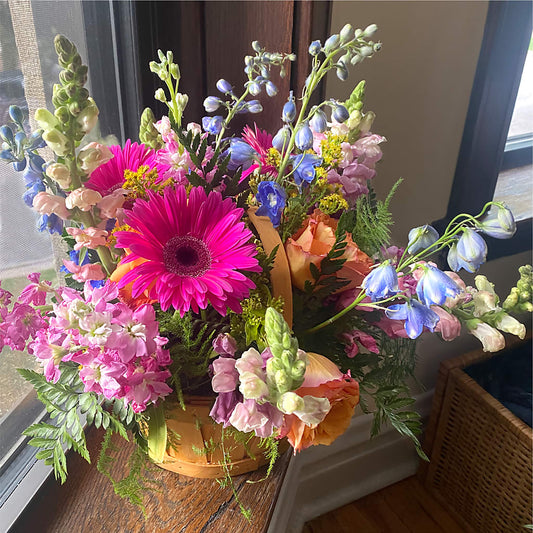 Garden of Life Basket – COUNTRY HEARTH FLOWER & GIFT SHOP, East Berlin PA