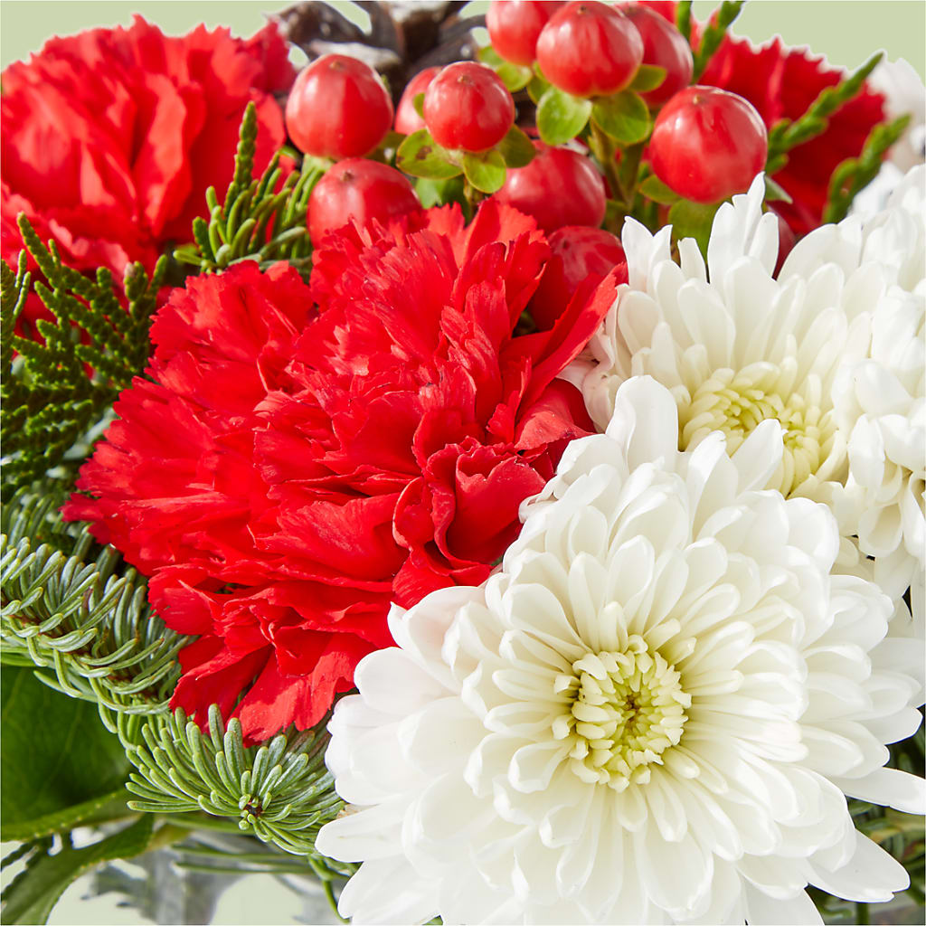 Snow Angel Bouquet – COUNTRY HEARTH FLOWER & GIFT SHOP, East Berlin PA
