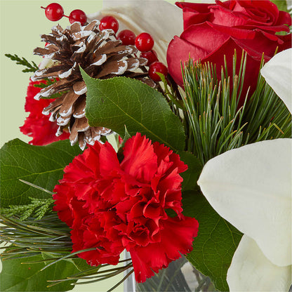 Glistening Icicles Bouquet – COUNTRY HEARTH FLOWER & GIFT SHOP, East Berlin PA