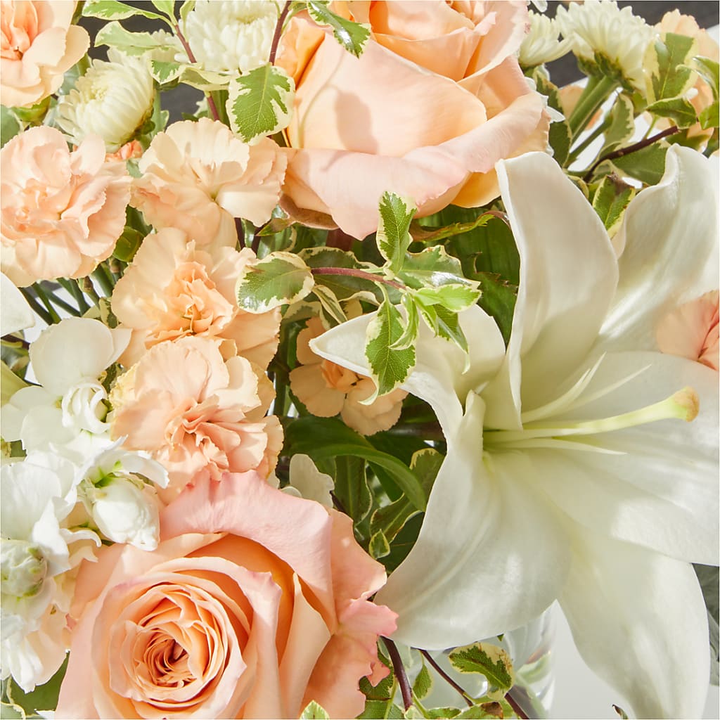 Darling Bouquet – COUNTRY HEARTH FLOWER & GIFT SHOP, East Berlin PA