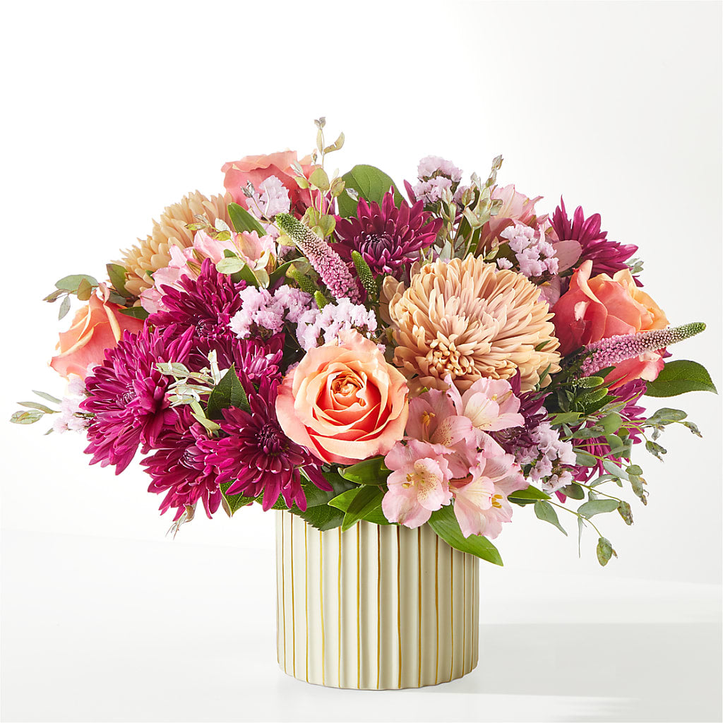 Berry Cobbler Bouquet with Ivory Vase – COUNTRY HEARTH FLOWER & GIFT SHOP, East Berlin PA