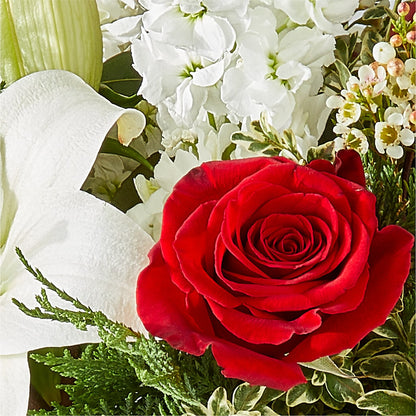 Twinkle Lights Bouquet – COUNTRY HEARTH FLOWER & GIFT SHOP, East Berlin PA