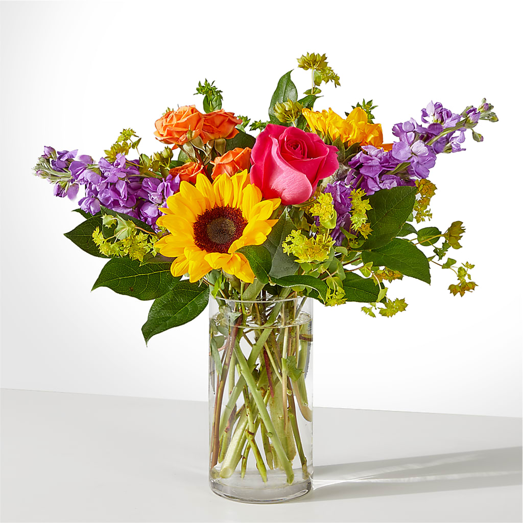 Vibrant Greetings Bouquet – COUNTRY HEARTH FLOWER & GIFT SHOP, East Berlin PA