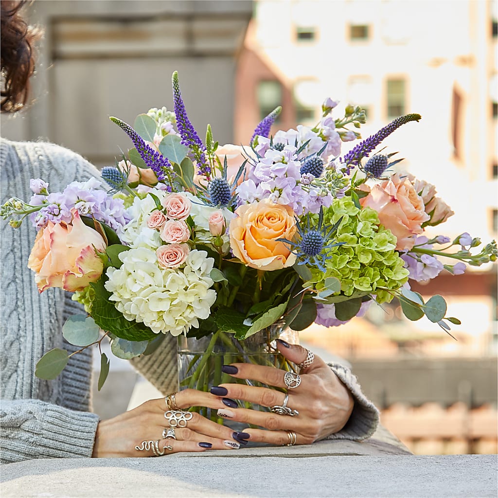 Porch Swing Bouquet – COUNTRY HEARTH FLOWER & GIFT SHOP, East Berlin PA