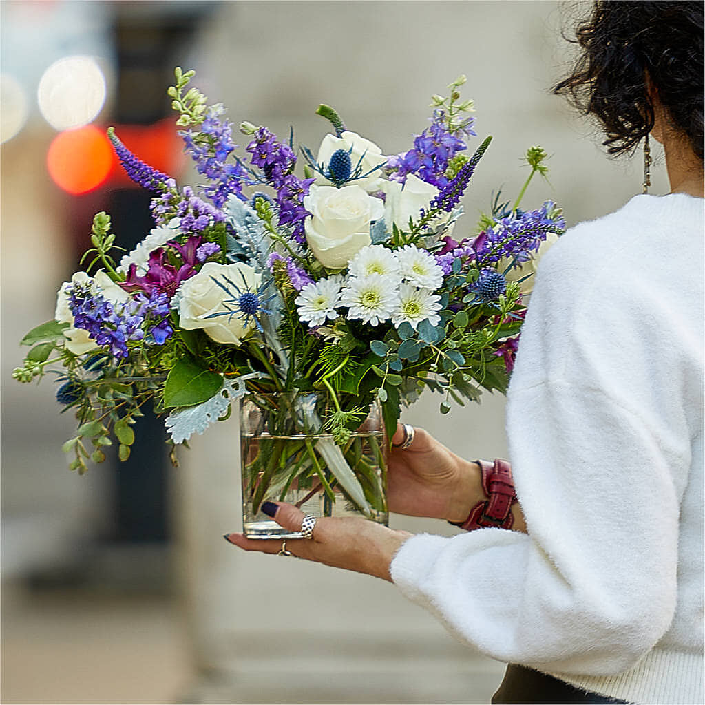 Shooting Star Bouquet – COUNTRY HEARTH FLOWER & GIFT SHOP, East Berlin PA