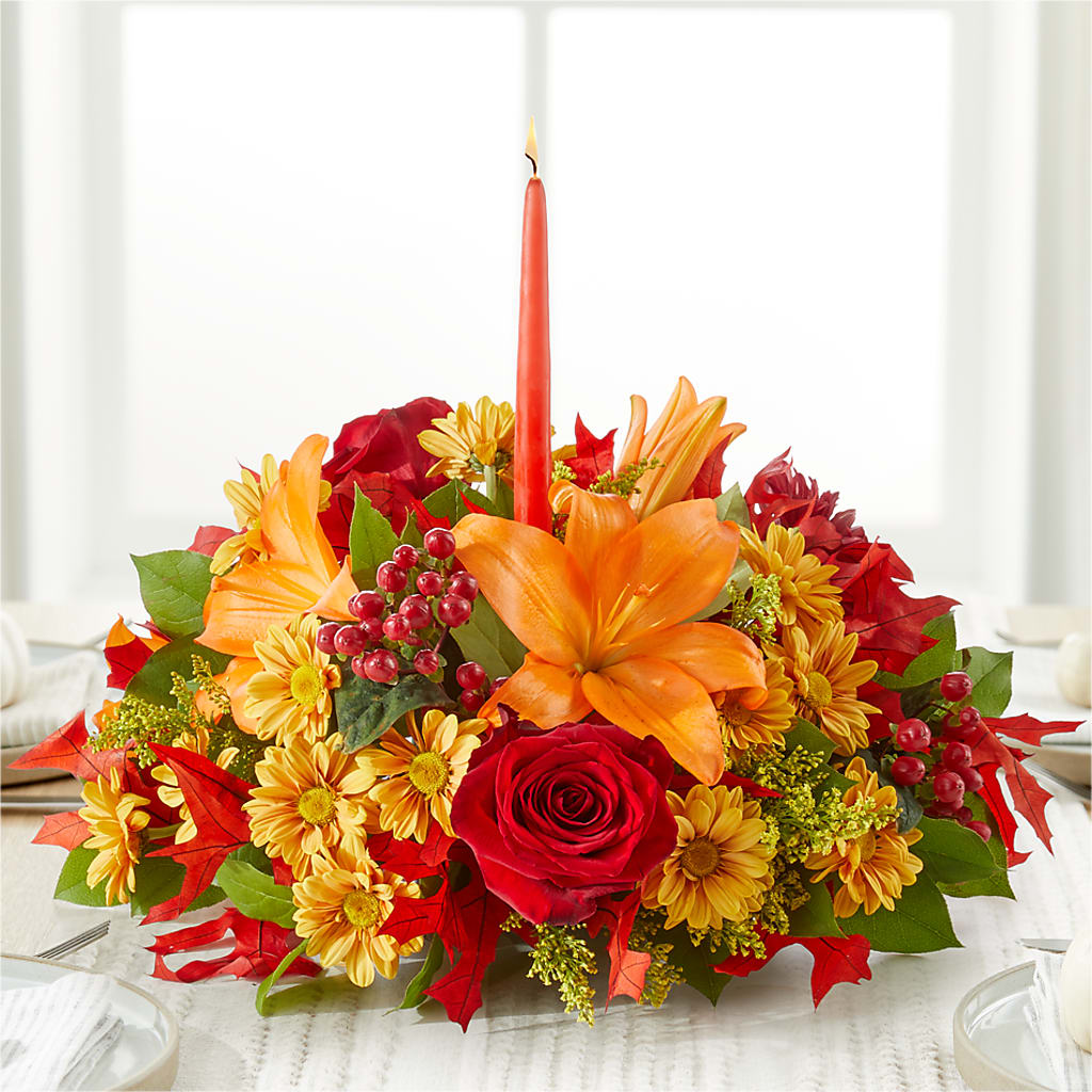 Autumn's Embrace Centerpiece – COUNTRY HEARTH FLOWER & GIFT SHOP, East Berlin PA