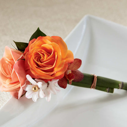 Sunset Dream Boutonniere – COUNTRY HEARTH FLOWER & GIFT SHOP, East Berlin PA
